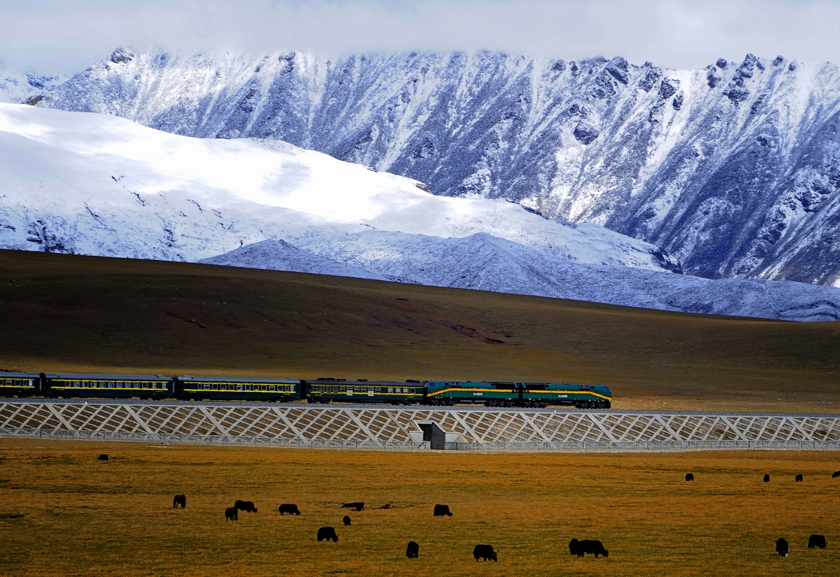 Qinghai–Tibet Railway — Xining to Lhasa