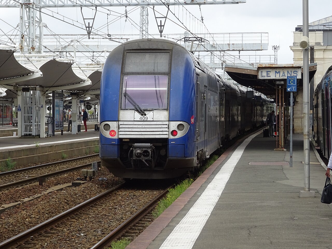 Caen–Le Mans–Tours — カーンからトゥールへ
