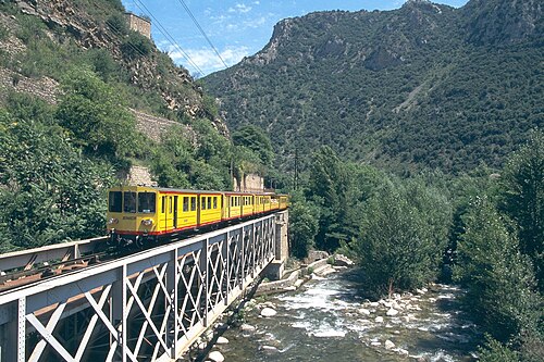 Train Jaune – Foto 3
