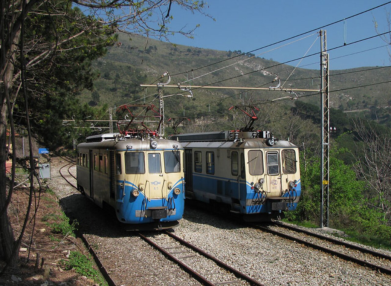 Bahnstrecke Genua–Casella – von Genua nach Casella