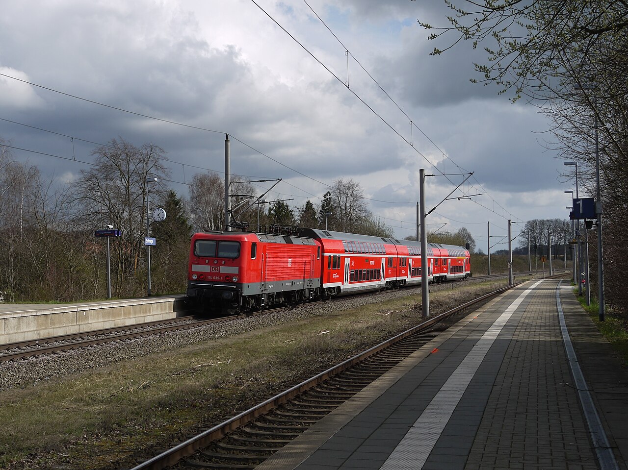 Stendal–Uelzen railway — Stendal to Uelzen