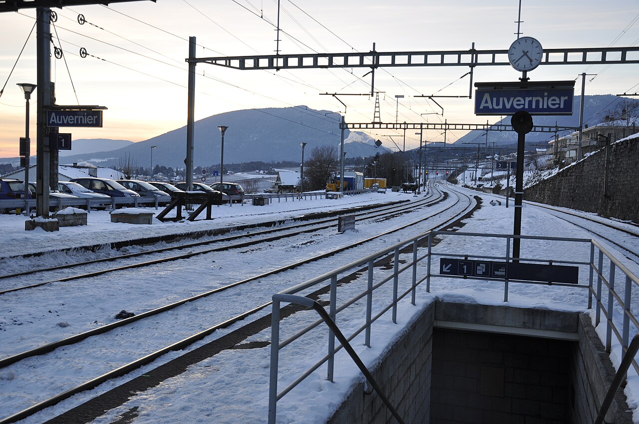 Neuchâtel–Pontarlier railway — ポンタルリエからヌーシャテルへ