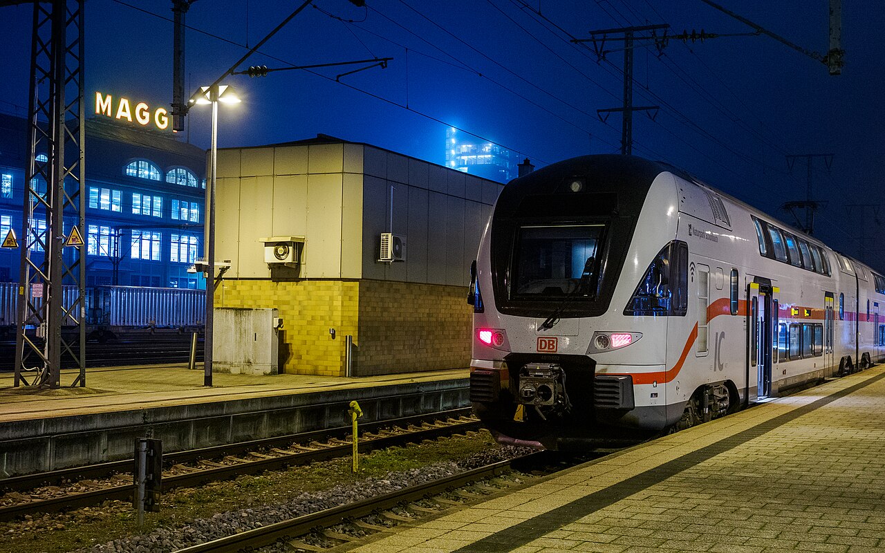 Gäubahn IC — Zurich to Stuttgart