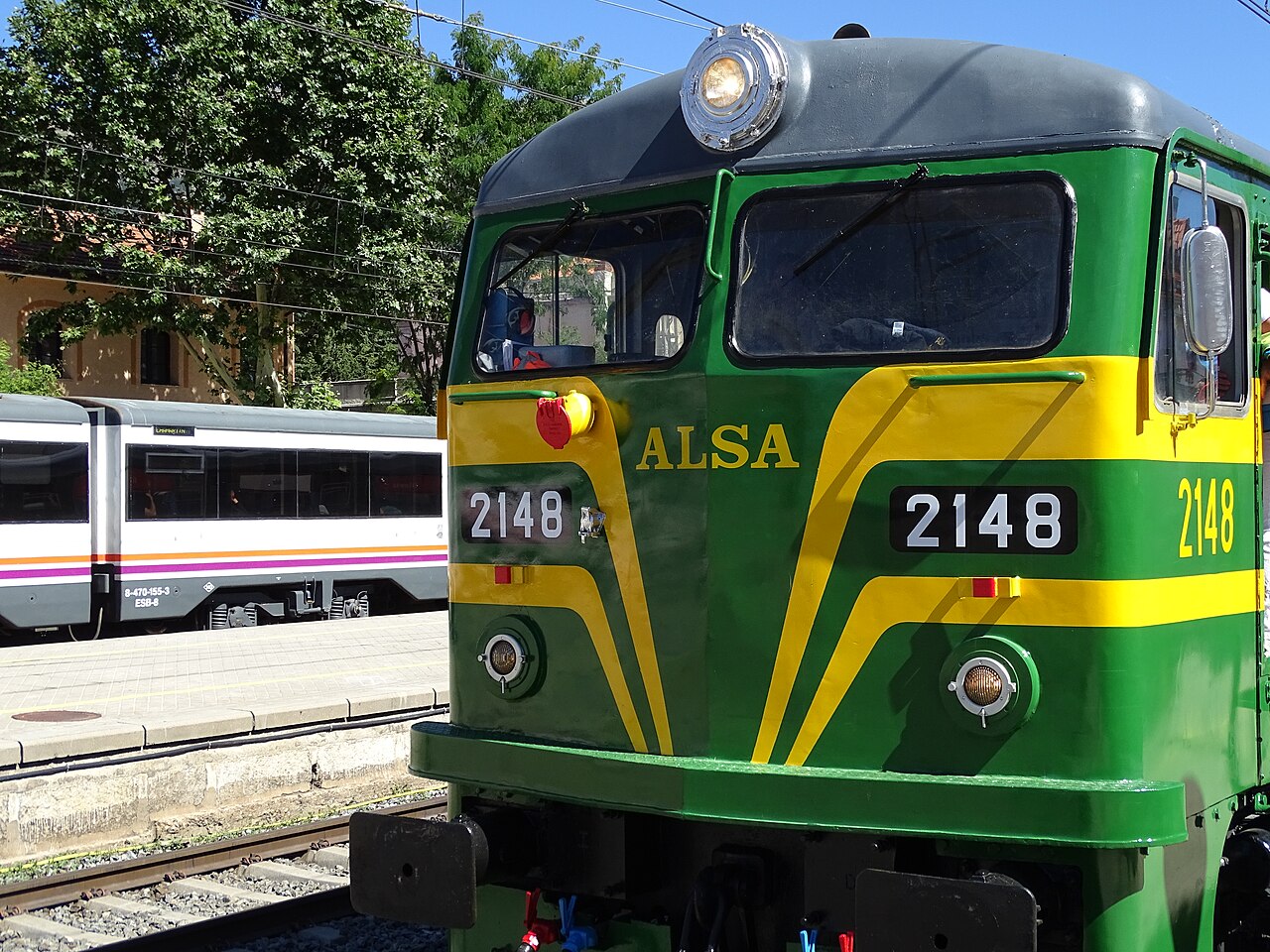 Tren de Felipe II — Madrid (Príncipe Pío) to El Escorial