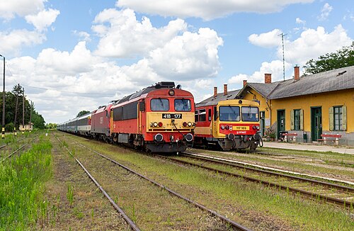 Székesfehérvár–Komárom railway — photo 3