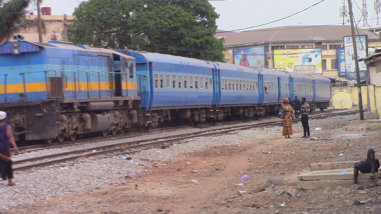 Accra–Tema Shuttle — Accra to Tema