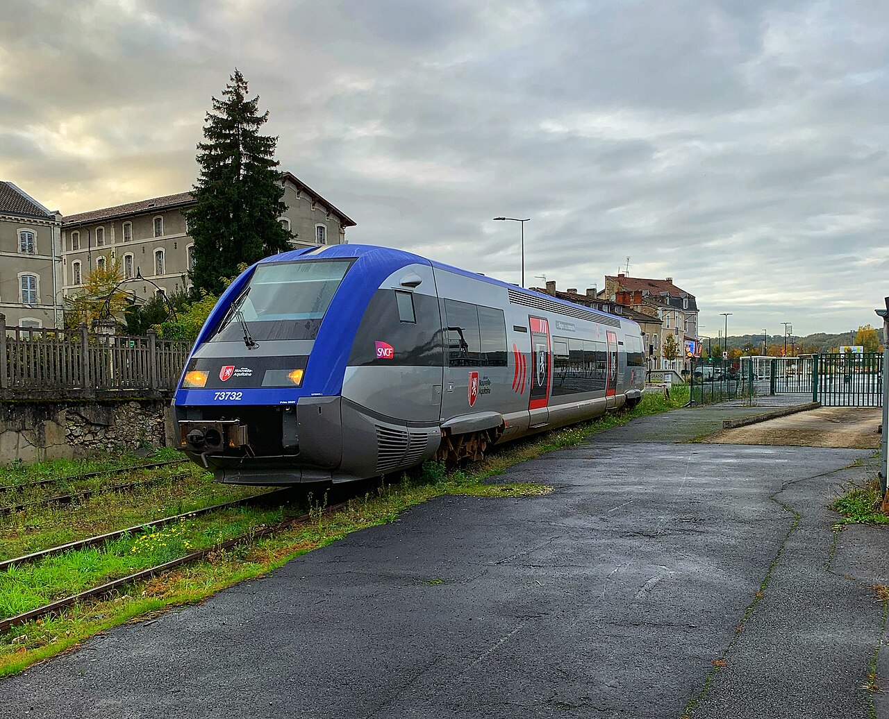 Montluçon–Saint-Sulpice-Laurières line — Saint-Sulpice-Laurière to Montluçon