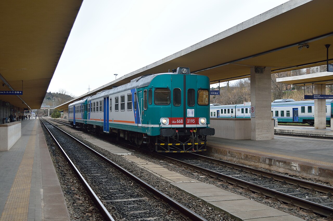 Siena–Grosseto railway — Siena to Grosseto
