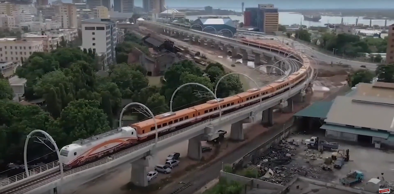 タンザニア標準軌鉄道 — ダルエスサラームからドドマへ