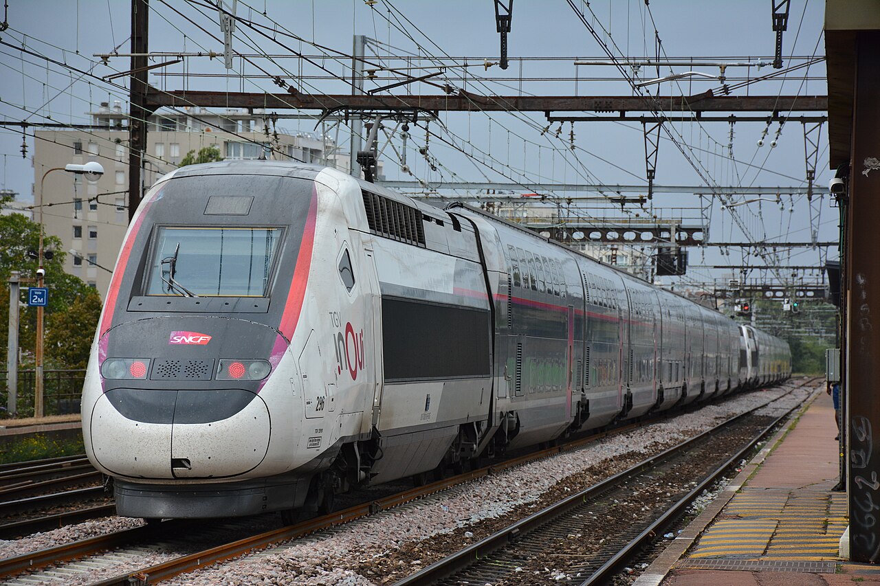 TGV inOui — パリからマルセイユへ