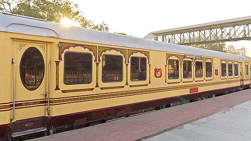 Palace on Wheels — photo 3