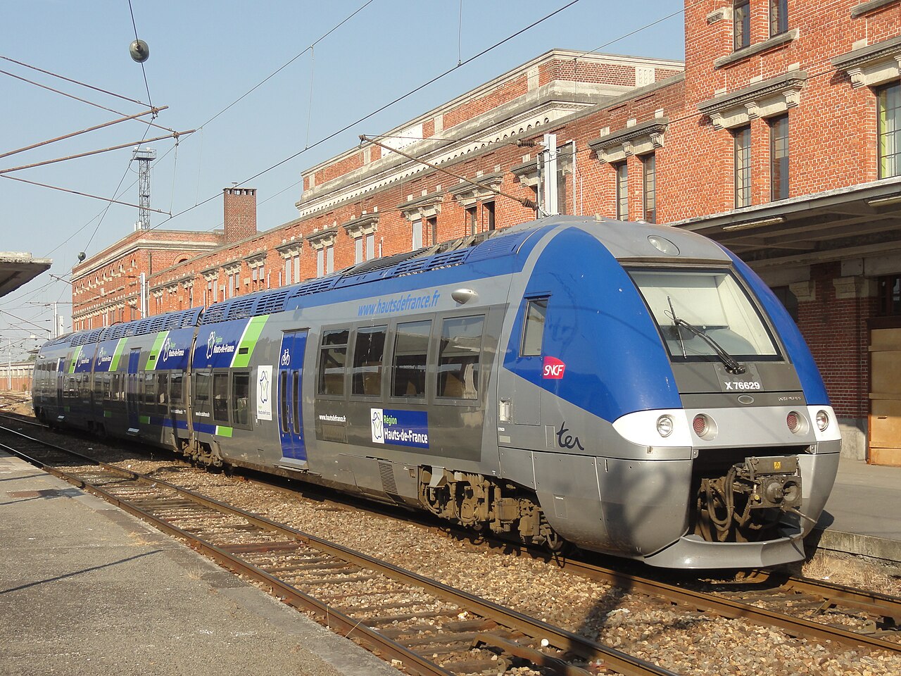 Amiens–Laon railway — Amiens to Laon