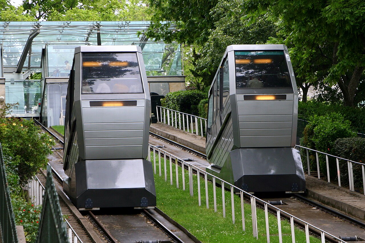 Standseilbahn von Montmartre – von Paris (Place Saint-Pierre) nach Montmartre (Sacré-Cœur)