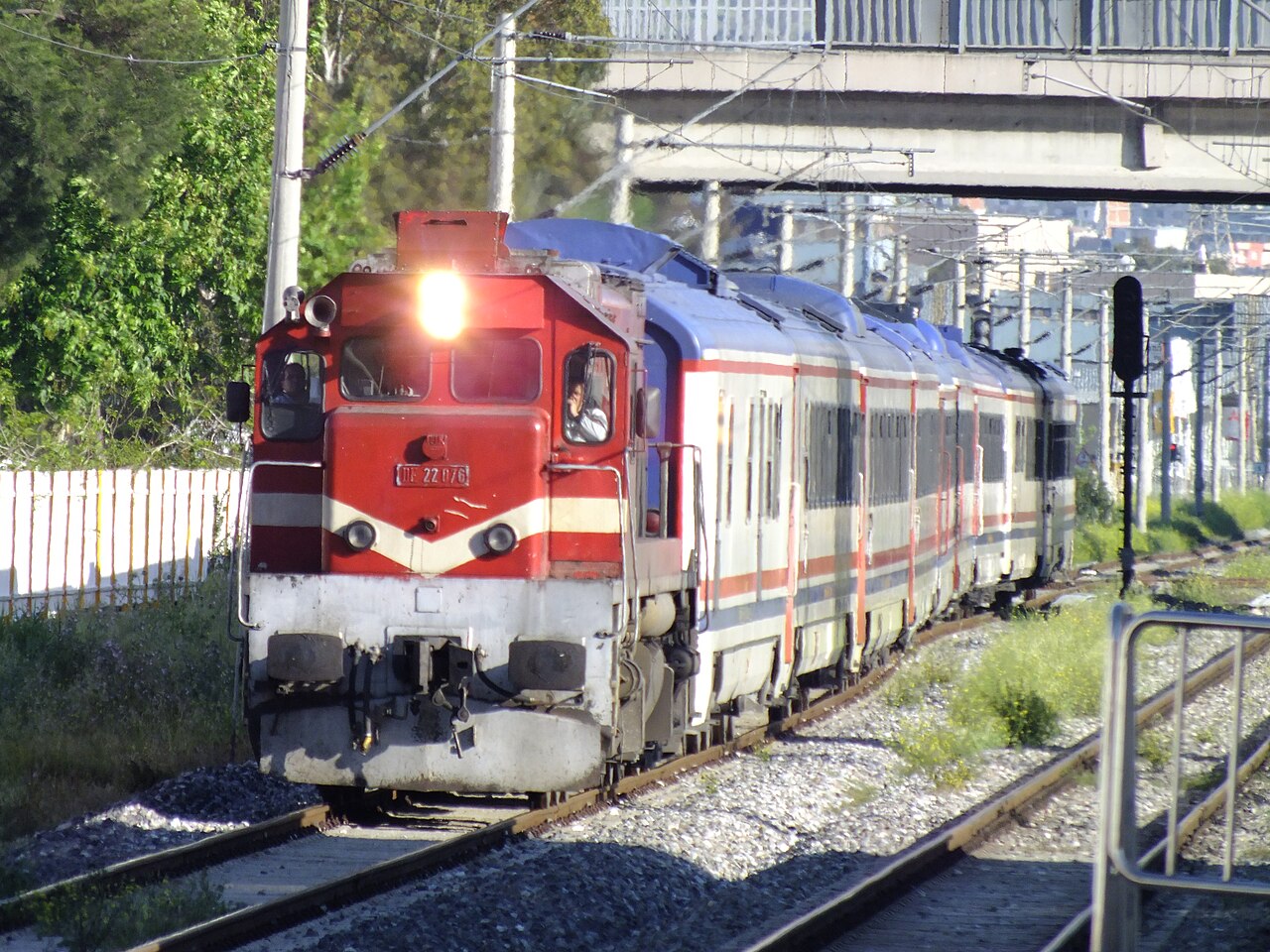 イズミル青列車 — アンカラからIzmirへ