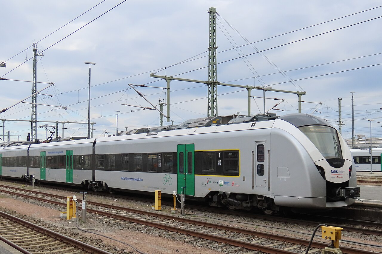 RE 3 Dresden–Hof — Dresden to Hof