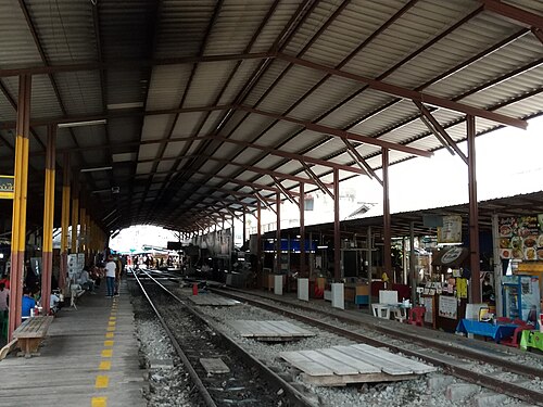 Maeklong Railway — photo 3