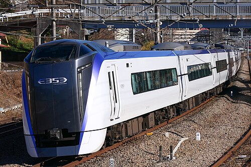 Limited Express Azusa – Foto 1