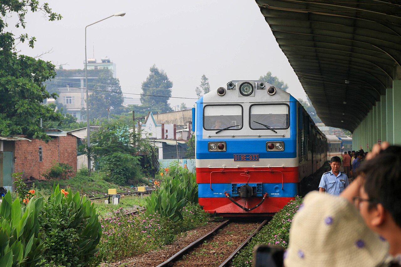 Reunification Express — ハノイからホーチミン市へ