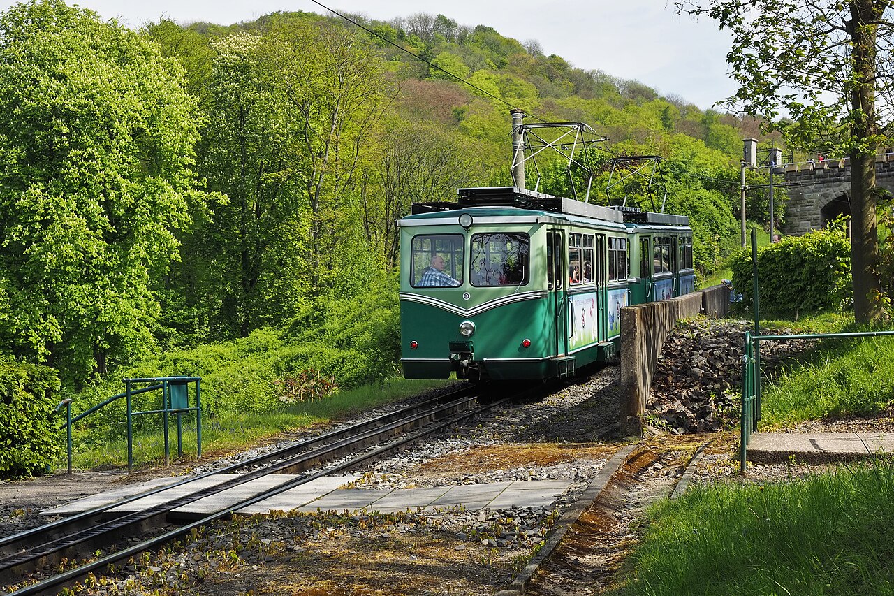 Drachenfelsbahn – von Königswinter nach Drachenfels