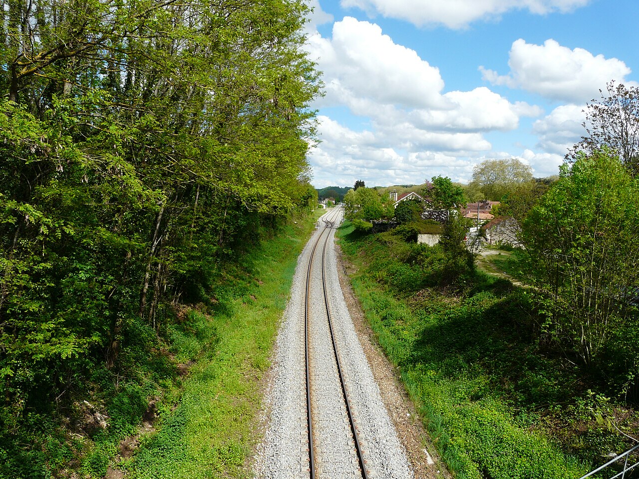 Bahnstrecke Libourne–Buisson – von Libourne nach Le Buisson