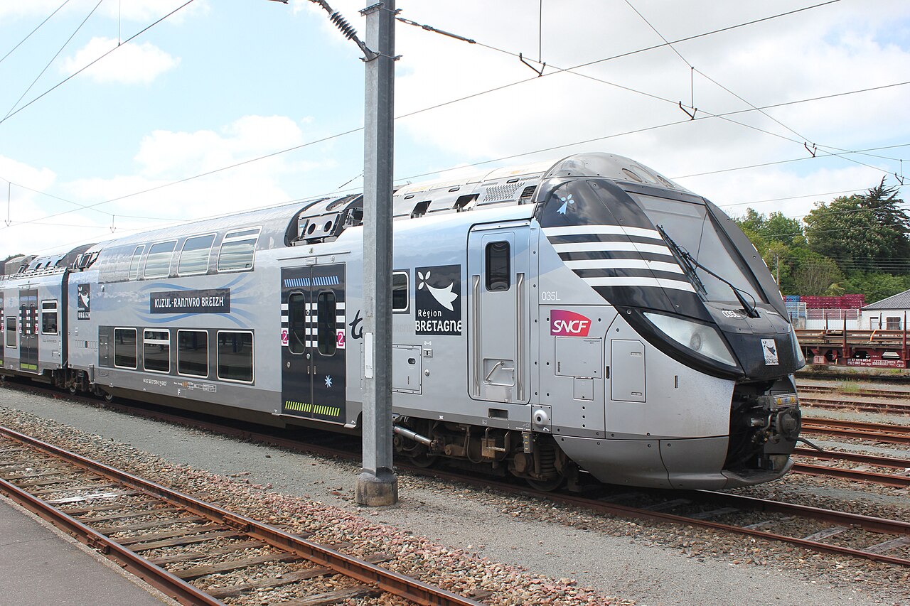 Rennes–Saint-Malo railway — Saint-Malo to Rennes
