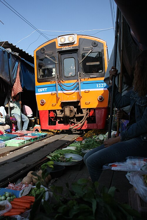 Maeklong Railway — photo 2