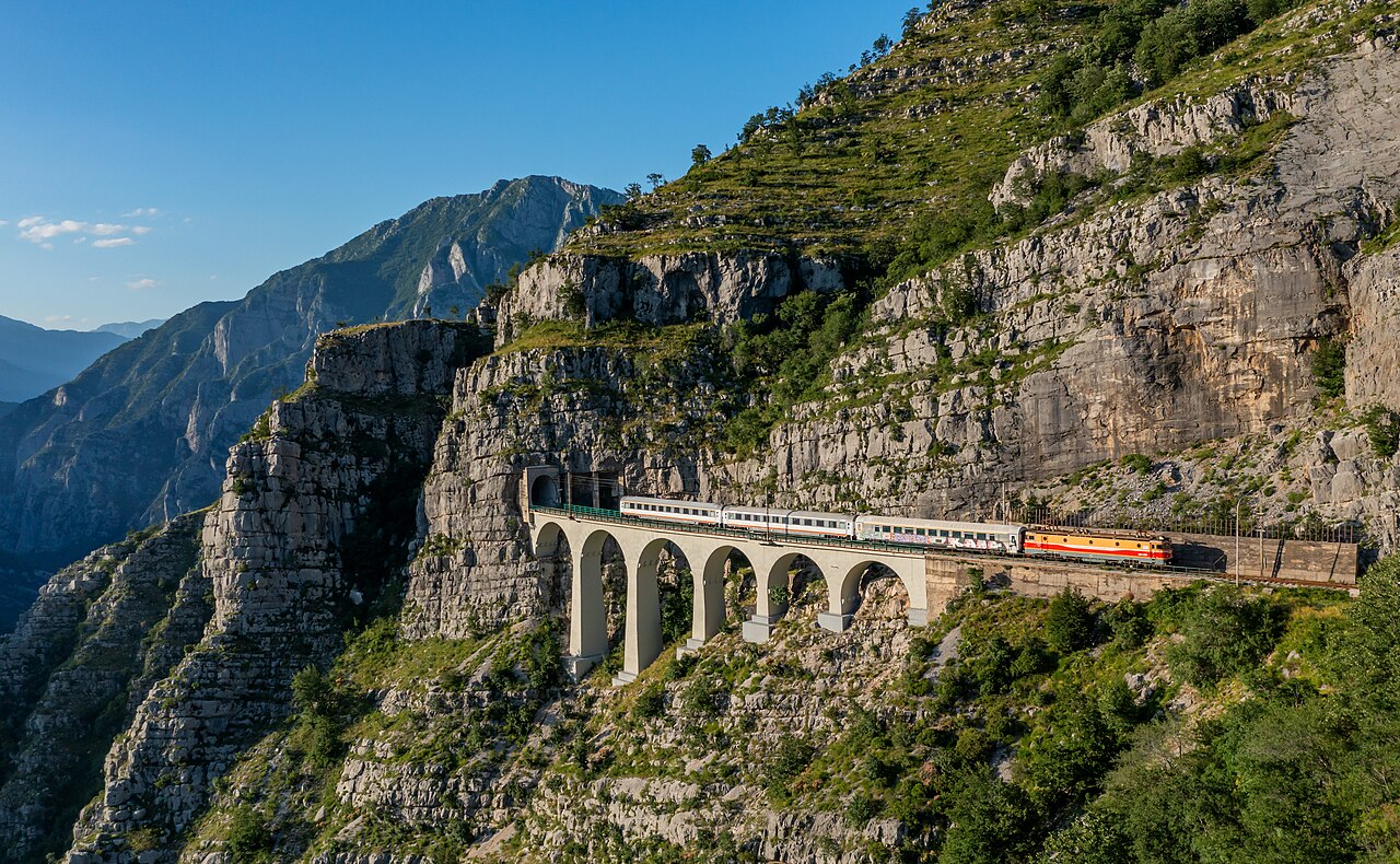 Belgrade–Bar Railway — Belgrade to Bar