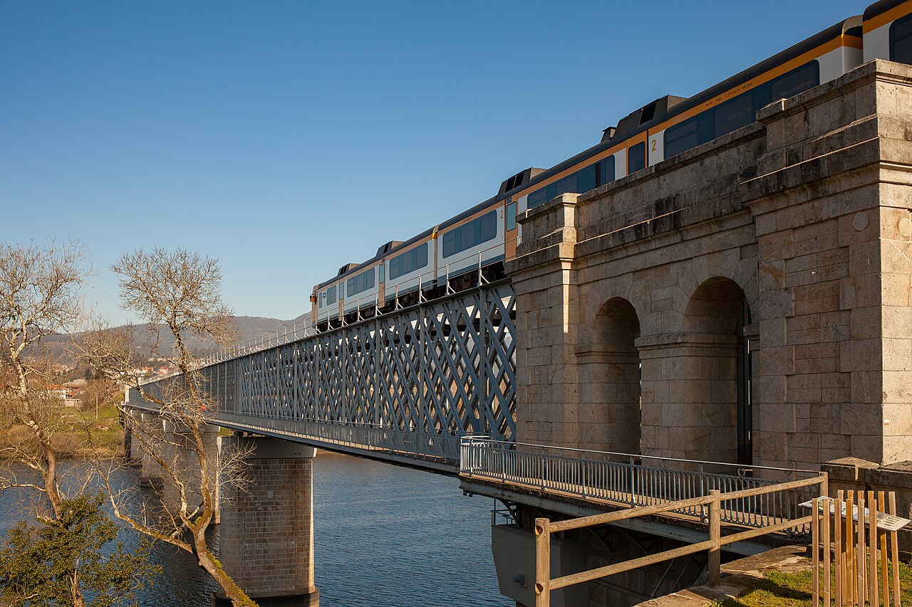 Linha do Minho – von Porto nach Valença