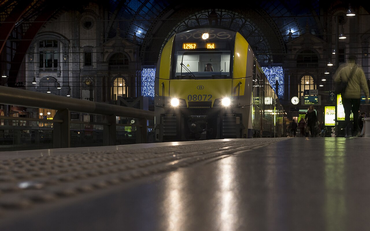 Intercity — Antwerp to Hamont