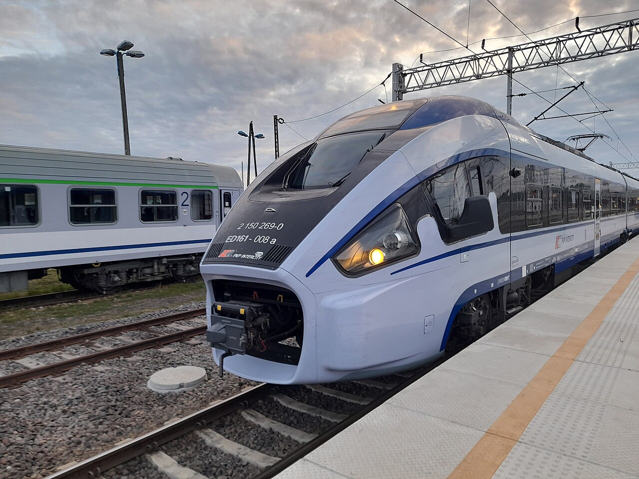 IC Warszawa–Lublin — Warsaw to Lublin
