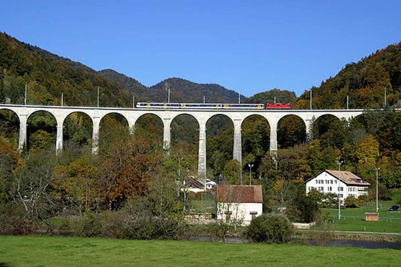 Delémont–Delle railway — デルからドレモンへ