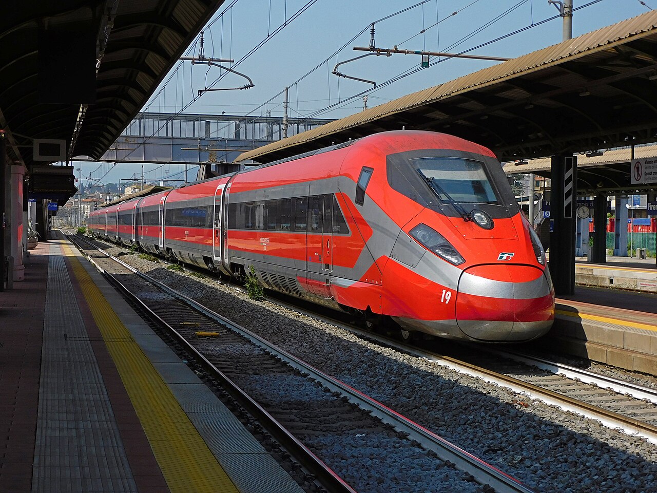 Frecciarossa — ミラノからレッジョ・ディ・カラブリアへ