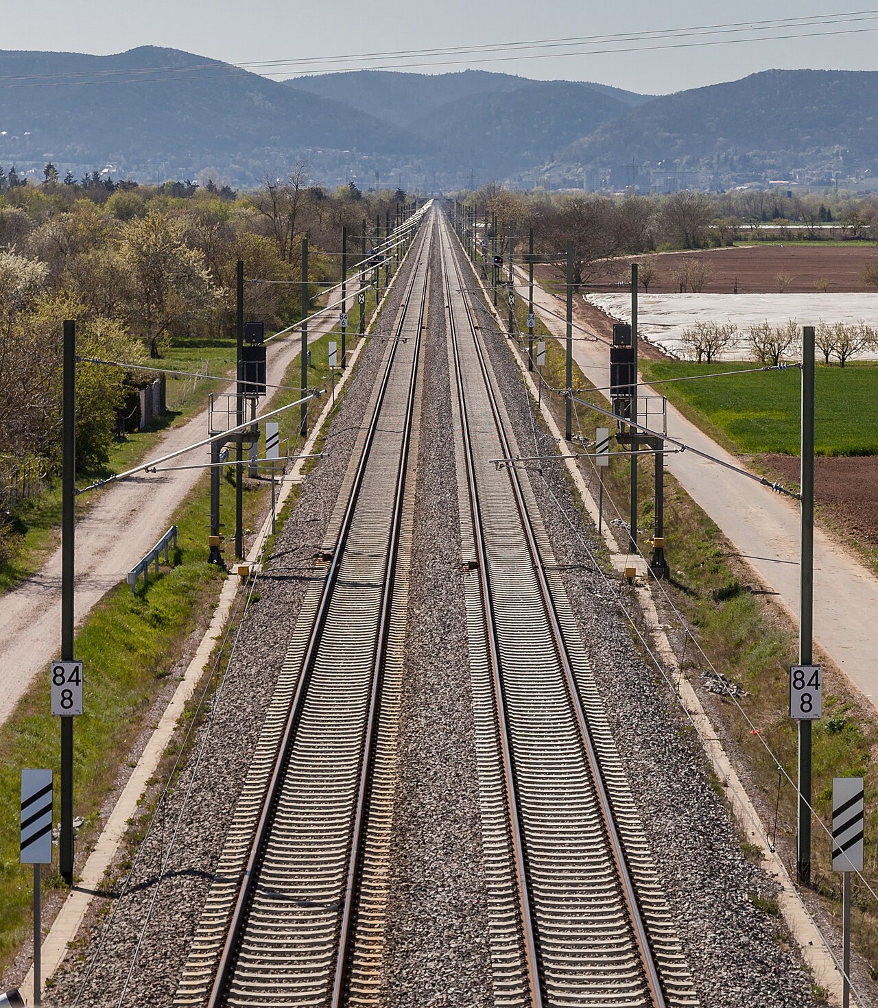 マンハイム - ザールブリュッケン線 — マンハイムからザールブリュッケンへ