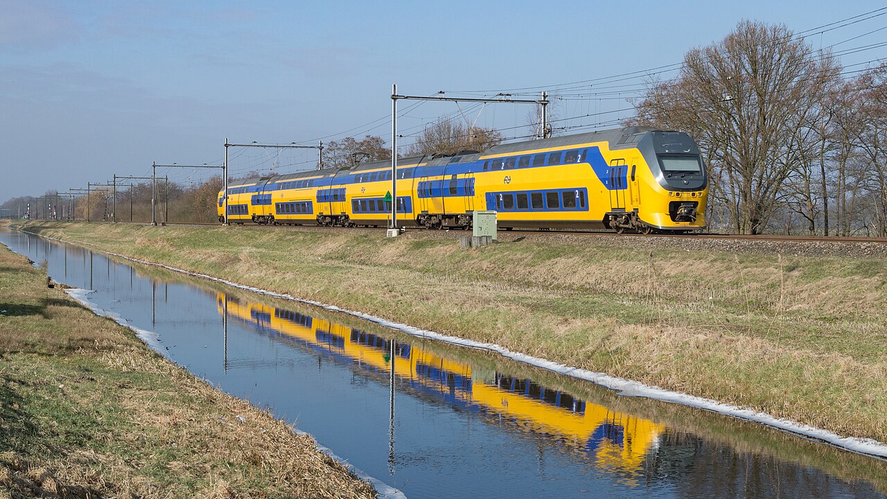 Intercity デン・ヘルダー–ナイメーヘン — デン・ヘルダーからナイメーヘンへ