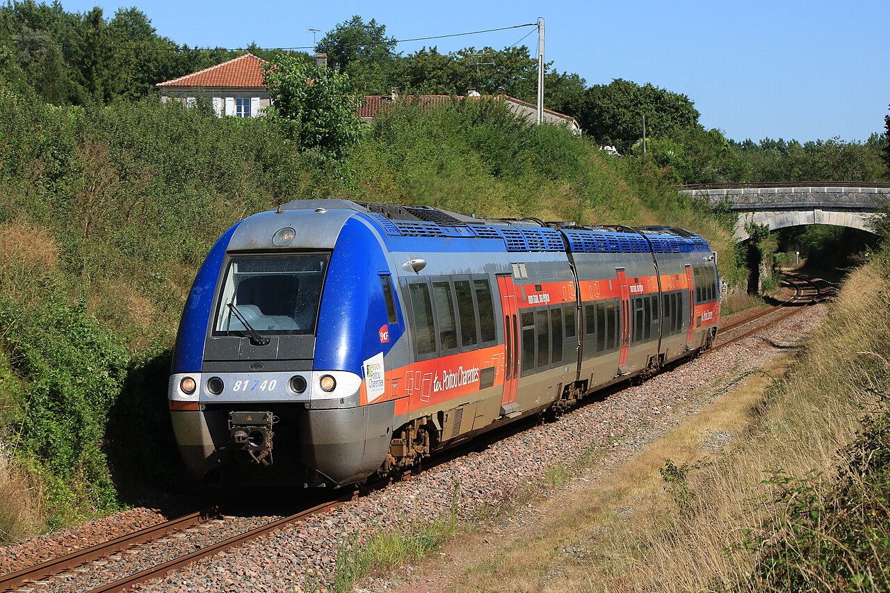 Angoulême–Saintes line — Saintes to Angoulême